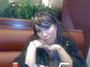 حوار مجلة الشعر العماني مع الفنانة ليلى نصيب